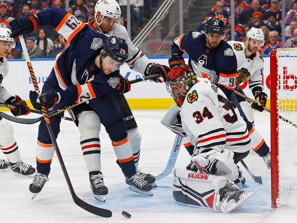 Oilers head off to sun on winning note after pounding Blackhawks