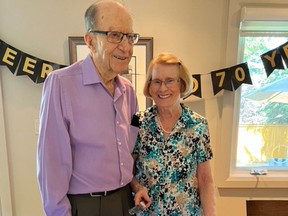 (From left) Jim and Kay Robertson.