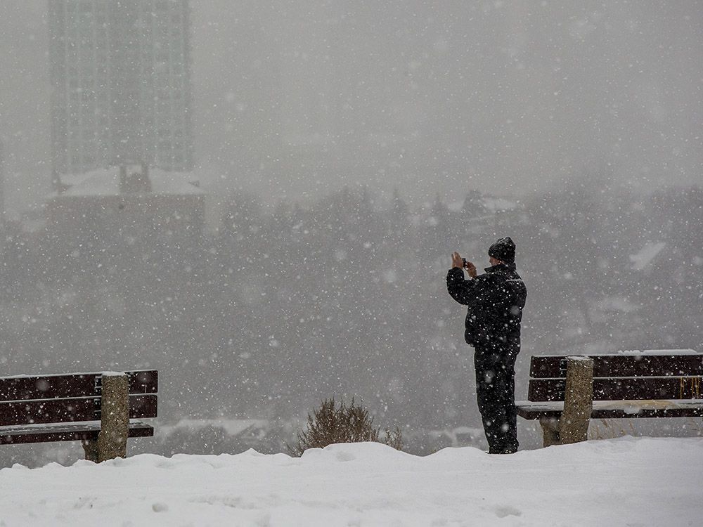 Edmonton weather: First 'significant' snowfall expected tonight