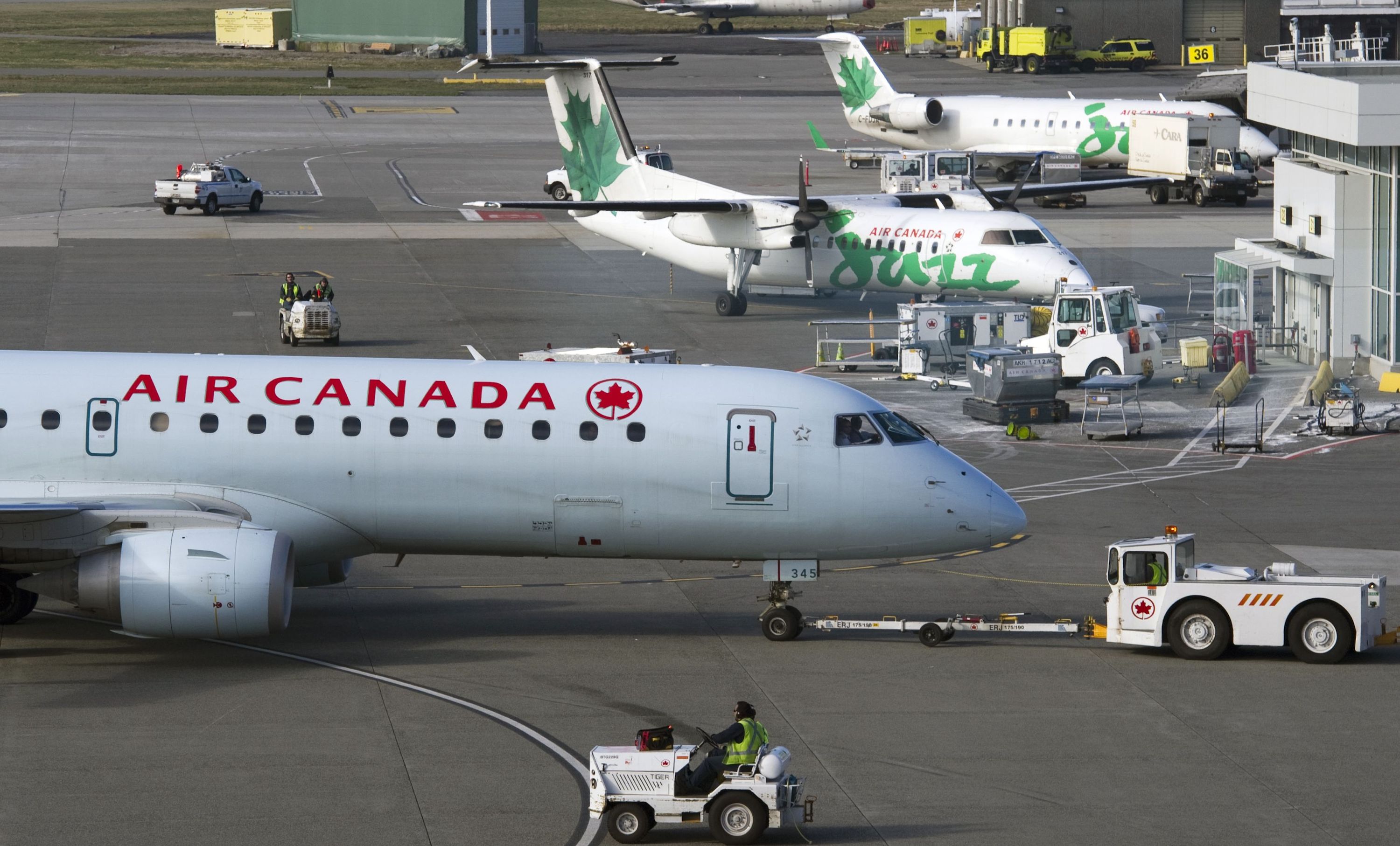 Air Canada earnings estimate pared Financial Post