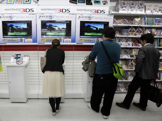 Nintendo Posts First Ever Loss As Smartphones Gain Ground | Financial Post