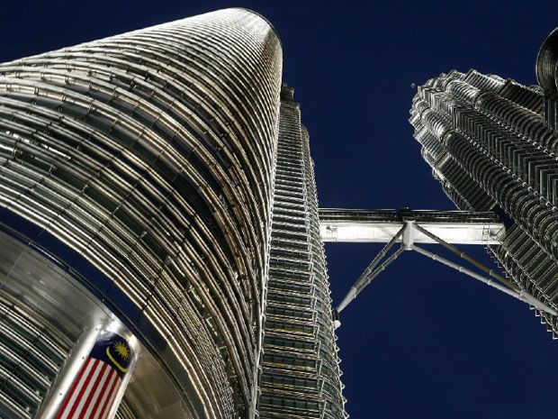 Malaysia's Petronas to buy Progress Energy in deal worth $5.5-billion ...