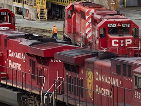 Walter Spracklin, an analyst at RBC Capital Markets, said he expects the sell-off to begin in the weeks following an investor meeting Dec. 4 and 5, and to accelerate as rail data for the winter months start to come in. Canadian Press/Darryl Dyck