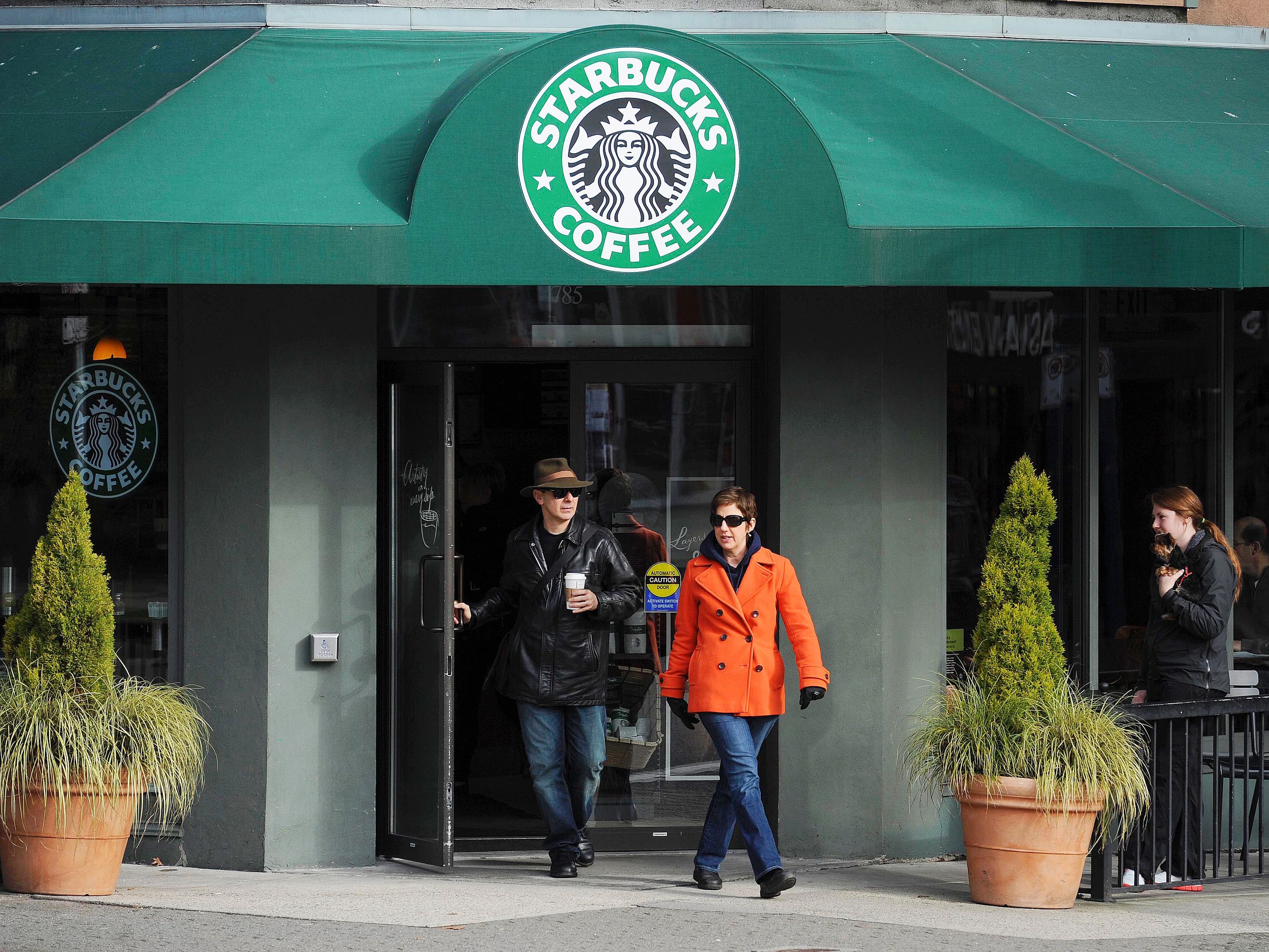 Starbucks May Add Debt Return Cash After Mondelez Settlement Starbucks May Add Debt Return Cash After Mondelez Settlement