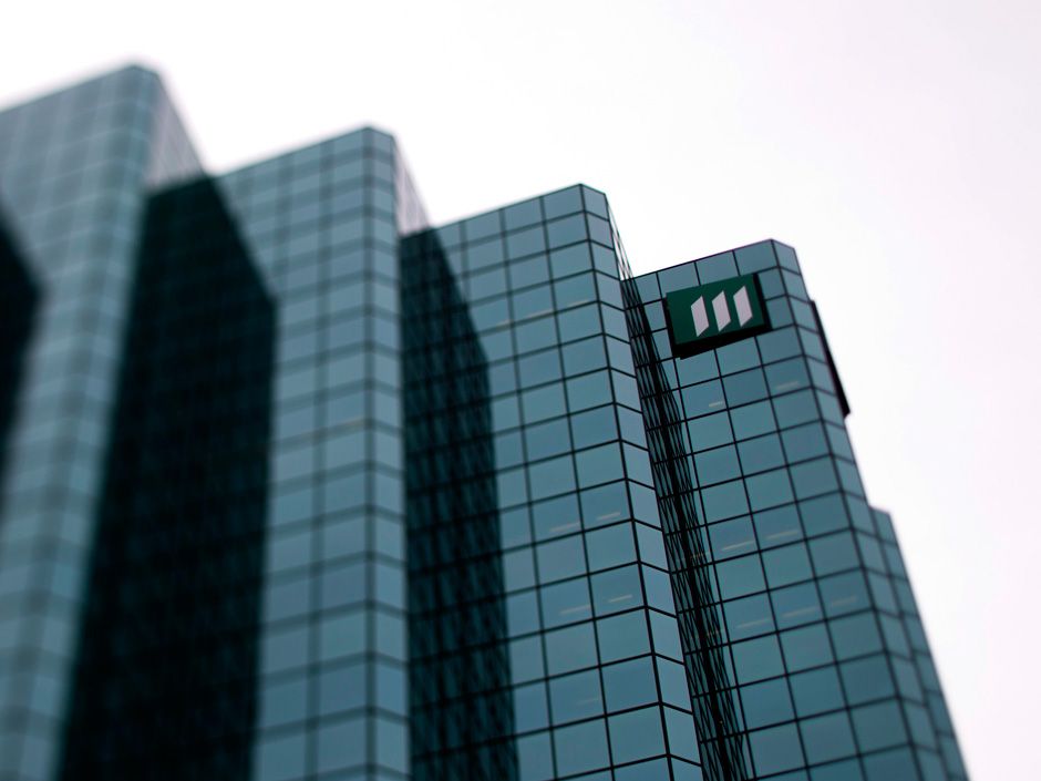 Investors take first steps to possible Manulife class action over