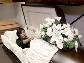 melissa casket