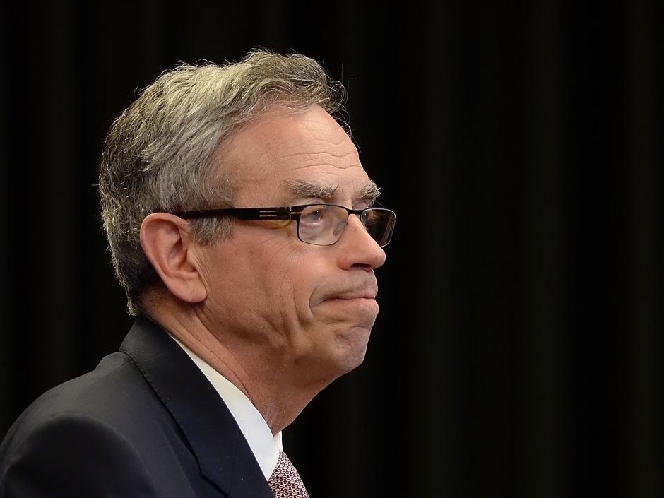 For Joe Oliver, balancing budget may be a race against falling crude ...