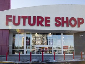 OTTAWA, ONT., NOV 28 2013--BLACKFRIDAY Future Shop at South Keys wasn't busy over the lunch hour on Thursday. Canadian retailers are attempting to match the Black Friday event in the United States. (Pat McGrath/The Ottawa Citizen) CITY story by Tom Spears ASSIGNMENT #115336 SAXO--1129-city-blackfriday VIDEO--NO