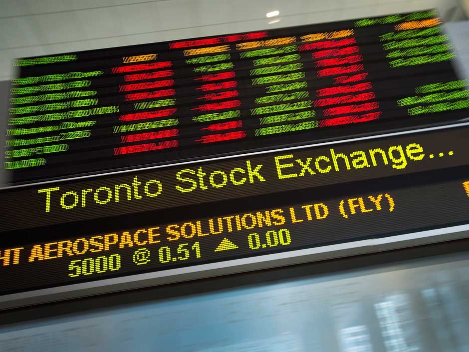 tsx-dow-flat-nasdaq-surges-on-strong-earnings-reports-from-tech