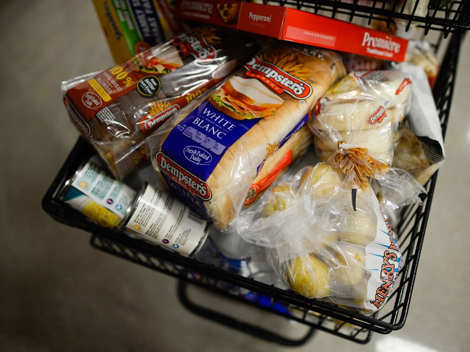 How to cut your monthly grocery bill in half, from a woman who lived on $14,000 a year