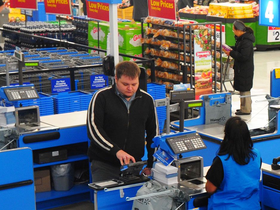 Walmart no longer accepting Visa due to 'unacceptably high' transaction  fees