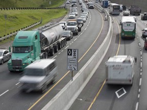 Vehicle congestion in Toronto, Ont.