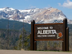 A sign welcomes people entering Alberta.