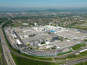 Magna International Inc. will manufacture the new BMW 5 Series sedan at its contract vehicle assembly facility in Graz, Austria, starting in 2017.