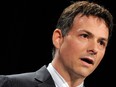 Hedge fund manager David Einhorn opted against shifting his portfolio to prepare for market volatility tied to the results of U.S. elections.