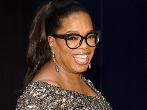 The falling weight of Oprah Winfrey, Weight Watchers backer and most famous customer comes just before the new year’s push — the time when the company typically adds about 40% of its new customers.