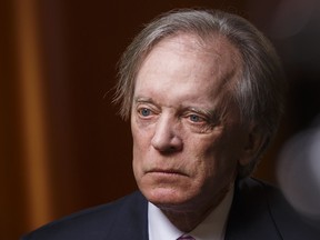 Bill Gross and Pacific Investment Management Co. have settled a breach of contract suit the money manager filed in 2015, a year after he was ousted from the firm he co-founded.