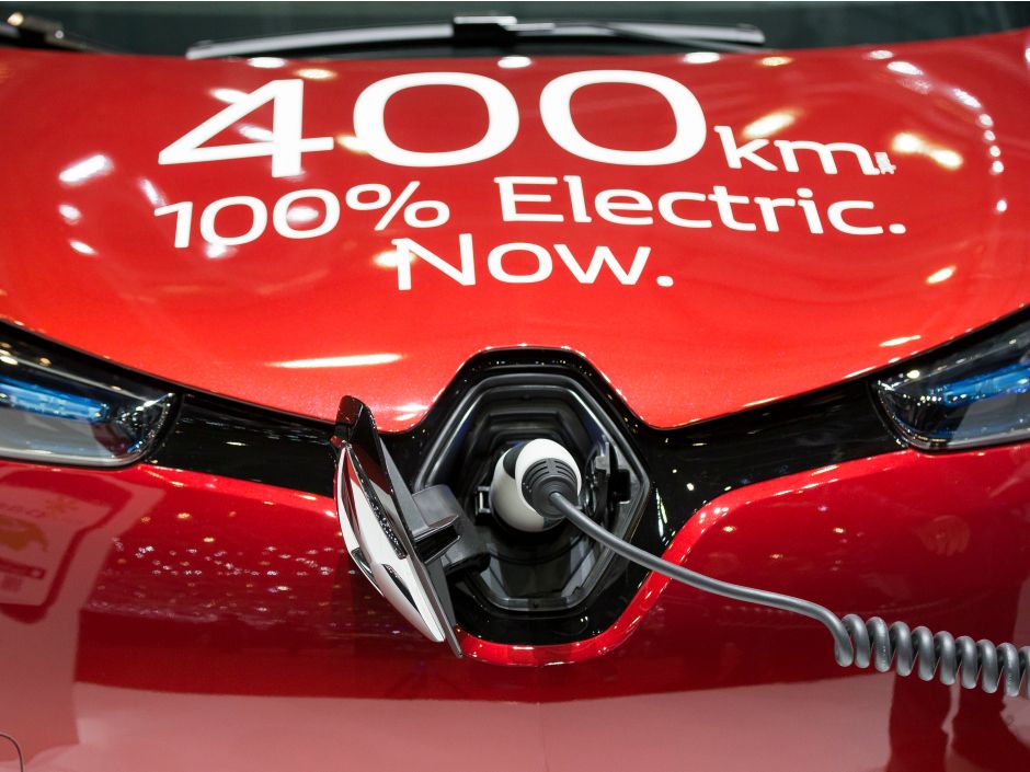 Why the rise of electric vehicles won't shortcircuit the Canadian