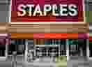 Staples Inc, the largest U.S. office supplies retailer, is considering selling itself, sources say. 