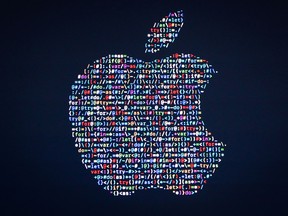 Apple, at almost US$950 billion, is closer than any U.S. company has come to the US$1-trillion milestone.