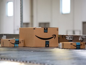 Does this Amazon box know where the new HQ2 will be built? Its smirk seems to allude to some secret knowledge.