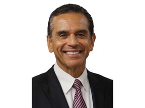 Antonio Villaraigosa joins MedMen's Board of Directors