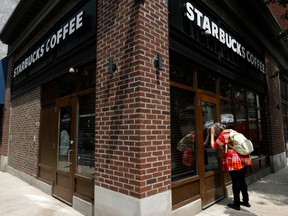 Starbucks posted net income of US$755.8 million for its fourth quarter.
