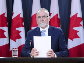 Auditor General Michael Ferguson's office said a long-term budget outlook would help "Canadians to understand what our future might look like, based on a better assessment of whether budgets are fiscally prudent for the federal, provincial, and territorial governments."