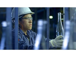Intracontinental glass producers employ a local workforce, offering a faster, more efficient supply chain. (Image: Glass Packaging Institute)