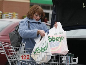 Sobeys will remove plastic grocery bags from all of its 255 stores across Canada by the end of January 2020.