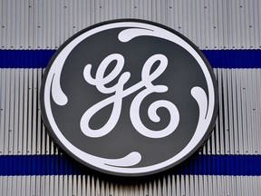 GE’s US$22.4 billion in underfunded pension liabilities at the end of last year — including the main and supplemental plans — represented the largest shortfall of firms in the Russell 1000 Index of large U.S. companies, according to a Bloomberg review of the data.