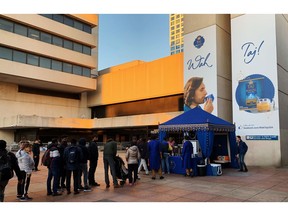 Guests wait in line for a delicious cup of Brooke Bond Taj Mahal tea