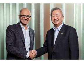 Satya Nadella, CEO, Microsoft (left), Jun Sawada, CEO, NTT (right)