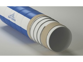 Versilon™ XFR is the first hose with full FDA food contact compliance. Questioning if testing only the food contact layer was enough to ensure the safety of the consumer, Saint-Gobain tested the compliance of Versilon XFR hose as a whole rather than only its inner food contact layer.