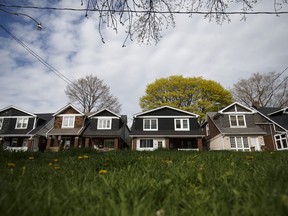 CMHC President and CEO Evan Siddall has cautioned that up to one-fifth of all mortgages could fall into arrears if the economy doesn’t rebound.