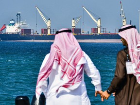 Between 2010 and 2019 the United States and Saudi Arabia account for $100 billion worth of foreign oil imports into Canada.
