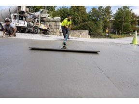 Solidia's new applications can reduce the carbon footprint of ready-mix concrete by reducing the emissions of cement and consuming CO2