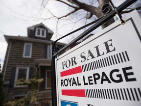 The record-breaking December capped off a record year for Canadian real estate, with more than 550,000 homes trading hands despite the COVID-19 pandemic, which some economists and real estate experts had feared would lead to a housing crash.