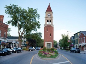 Niagara-on-the-Lake, Ontario, with a population of 18,865 and average home price at $515,000, ranks sixth on RATESDOTCA's livability ranking.