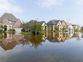 Houses,In,Houston,Suburb,Flooded,From,Hurricane,Harvey,2017