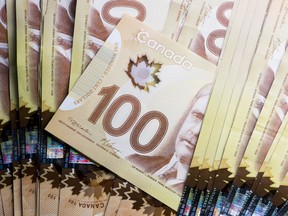 Canadian 100-dollar bills