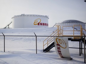 An Enbridge Inc. oil tank stands at the Hardisty tank farm in Hardisty, Alberta.