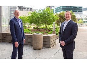 "Our university is grateful to National Bank for its support of emerging tech entrepreneurs," says Concordia University President Graham Carr, pictured with Louis Vachon, President and CEO of National Bank (right).