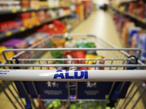 Germany’s Aldi grocery stores are currently growing rapidly across the United States, challenging dominant grocery chains, to the benefit of consumers.