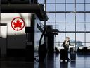 Air Canada meldete am Freitag einen kleineren Verlust für das zweite Quartal.