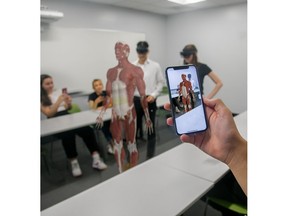 GigXR and Elsevier have announced all-new, immersive learning capabilities for HoloHuman including customizable learning stages, interactive group communications, and the ability to share the same anatomy hologram with students who are in the classroom, distanced on campus, or even fully remote.