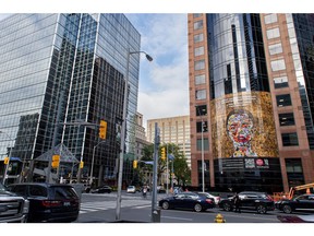 The Shoebox Project for Women today unveiled "Maria," a four-story art activation by Daniel Mazzone, on Klick Health's downtown Toronto office tower. The installation kicks off the charity's 2021 holiday campaign to help women experiencing homelessness. The artist's mother once lived in a women's shelter only blocks away.