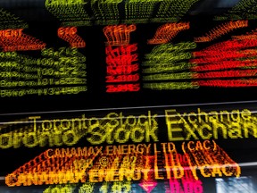 The TSX fell Friday as weaker crude oil prices weighed on energy stocks.