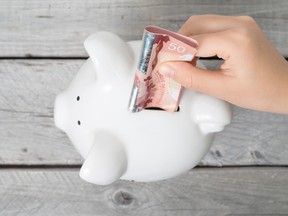 Quanto mais você ganha, mais você pode economizar e mais rápido você pode alcançar seus objetivos.