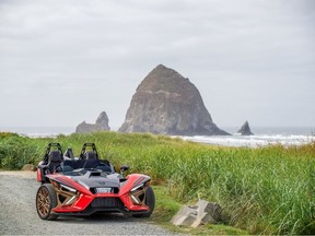 Polaris Slingshot Introduces New Signature LE to the 2022 Lineup